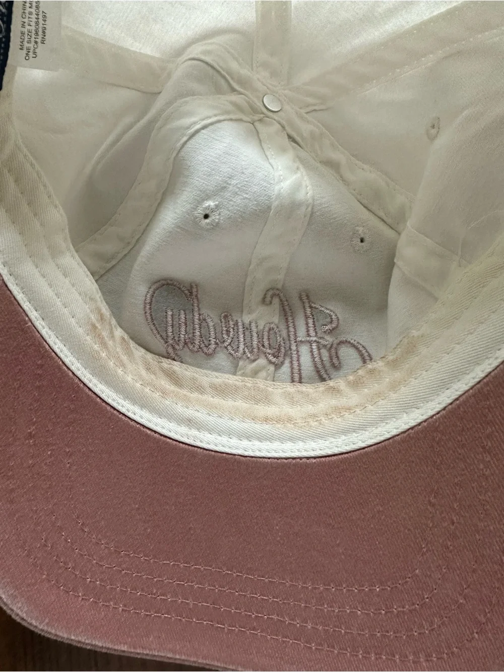 Howdy Embroidered Two-Tone Baseball Cap - White & Dusty Pink